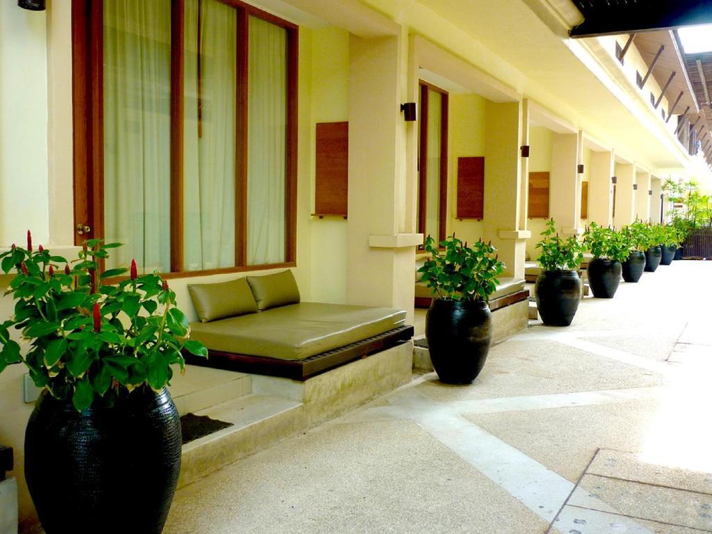 Iyara Beach Hotel And Plaza Чавенг Бийч Екстериор снимка